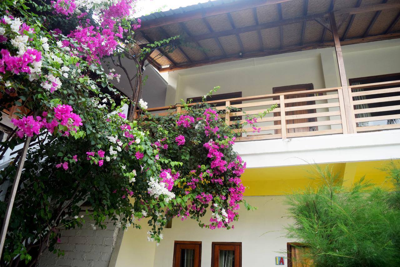Panda Cottage Gili Trawangan Esterno foto