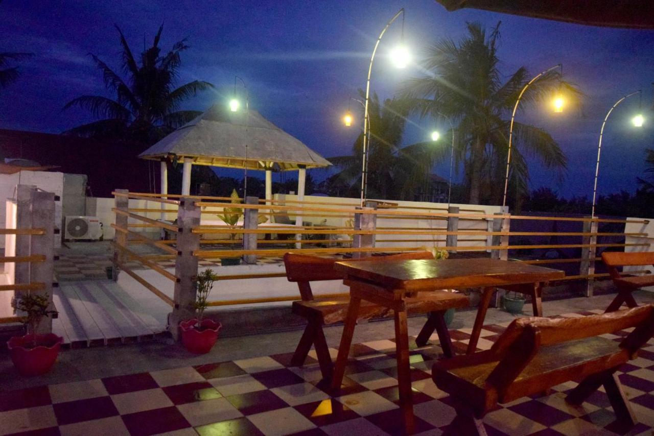 Panda Cottage Gili Trawangan Esterno foto