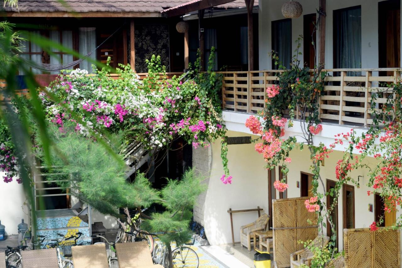 Panda Cottage Gili Trawangan Esterno foto